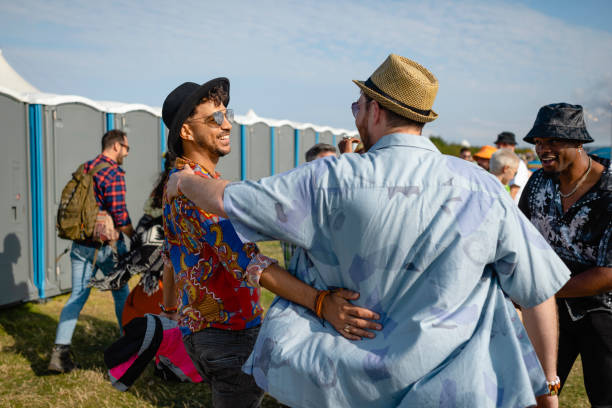 Best Portable restroom solutions  in Fairview, OR